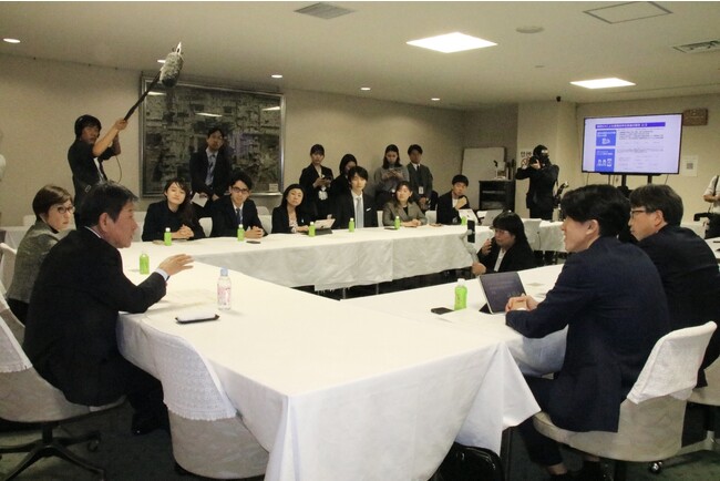 PoliPoliが協力する自由民主党の「リバースメンター制度」にて、提言を取りまとめました