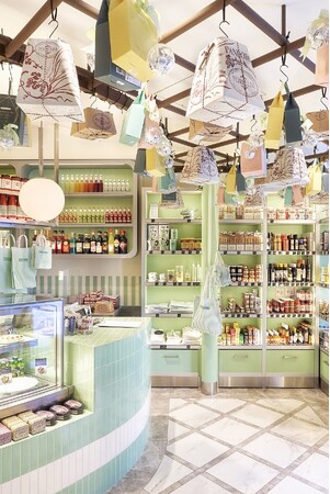【リナストアズ】イタリア流のクリスマスのお祝いを提案！LINA STORES CELEBRATES THE ULTIMATE ITALIAN CHRISTMAS