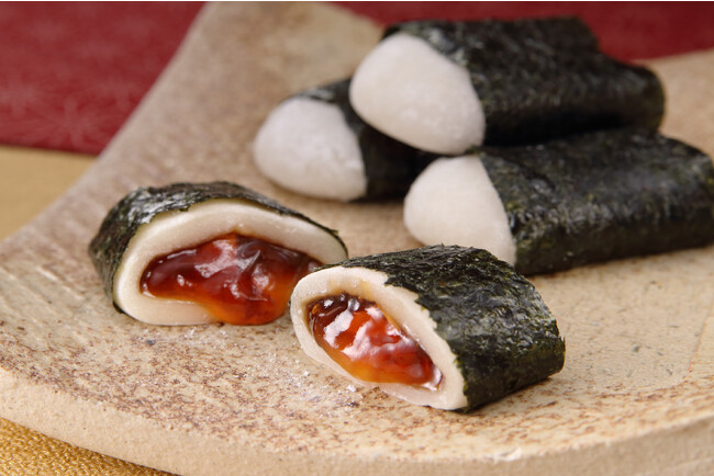 一口ほおばると幸せ満ち溢れる！甘辛醤油味のみたらしタレをふんわりとしたお餅で包んだ【築地ちとせ】の「東京屋台餅」が今年も登場！