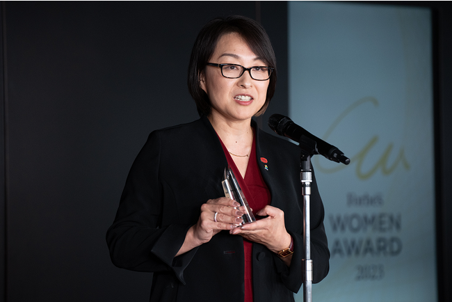 コカ・コーラ ボトラーズジャパン、「Forbes JAPAN WOMEN AWARD 2023」で企業特別賞を受賞
