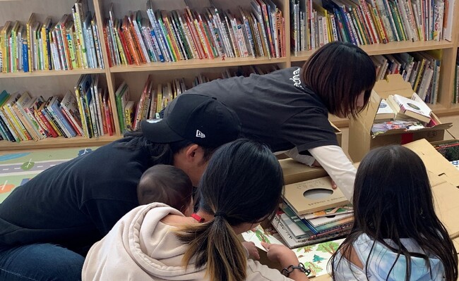 ブックオフとコドモンが協働で山形市南部児童遊戯施設「シェルターインクルーシブプレイス コパル」に書籍350冊を寄贈、2023年11月9日（木）に山形市より感謝状が授与されました