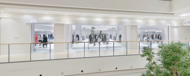 ZARAららぽーと横浜店 11月2日(木) フルリニューアルオープン