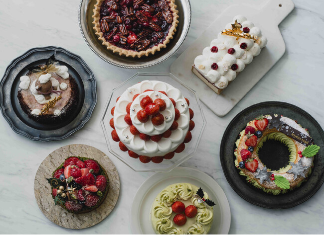 【DEAN & DELUCA】ホリデー限定メニュー予約スタート　心も華やぐクリスマスケーキと特別な日のメインディッシュ