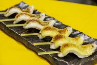 創業100周年の老舗・丸八蒲鉾、11月15日“かまぼこの日”に神戸産黒鯛を使用したかまぼこ2種発売！