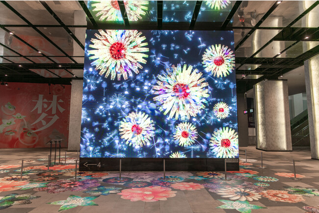 平和のアートプロジェクト『DANDELION PROJECT』、上海の巨大ターミナル駅にて展示