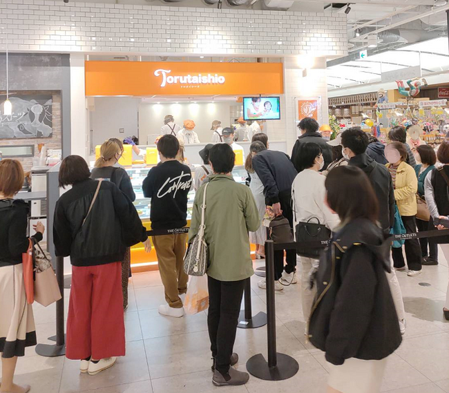 月間売上16,000,000円を記録した『トルタイシーオ THE OUTLETS HIROSHIMA店』初のクリスマスケーキの予約販売を開始！！