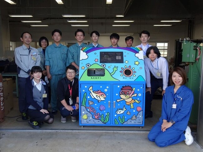 出雲市、出雲村田製作所、島根島津、島根富士通、出雲工業高校がタッグ！”スマート拾い箱で海洋ごみゼロへ”完成披露＆発表会！