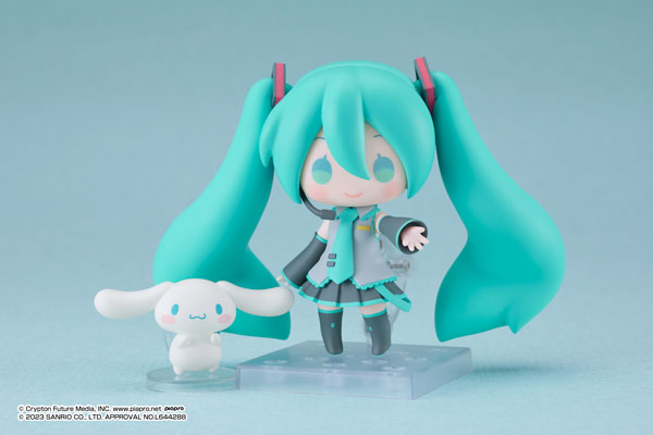 『初音ミク×シナモロール』より、「初音ミク」が「シナモロール」と一緒にねんどろいどになって登場！