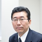 明治大学リバティアカデミー秋期講座「2024年米大統領選挙Vol.2～バイデンとトランプの選挙戦略～」講師は海野素央教授（政治経済学部）