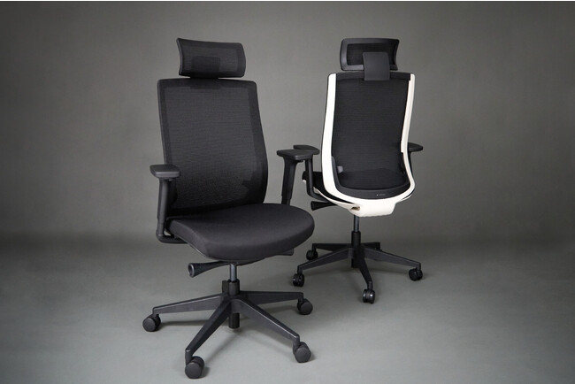 ゲーミングチェア「AIMchair」を実店舗初出品。b8taで座り心地を体験可能
