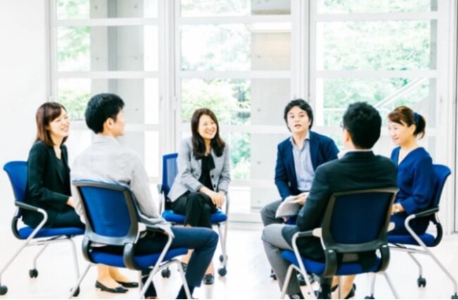 大規模企業の経営層向け新サービス「大企業風土改革コンサルティング」を提供開始　 　2023年11月20日から　組織風土改革コンサルのパイオニア　スコラ・コンサルト