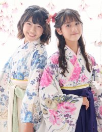 スウィートマミーの“着付け不要”な「小学生卒業袴」に唯一無二の手書き柄が美しい英国発インテリア＆ライフスタイルブランドとのコラボ柄が新発売！