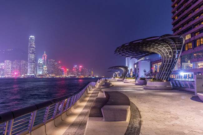 【ルイ・ヴィトン】香港特別行政区での2024プレフォール メンズ・ファッションショーを「アベニュー・オブ・スターズ」にて開催することを発表