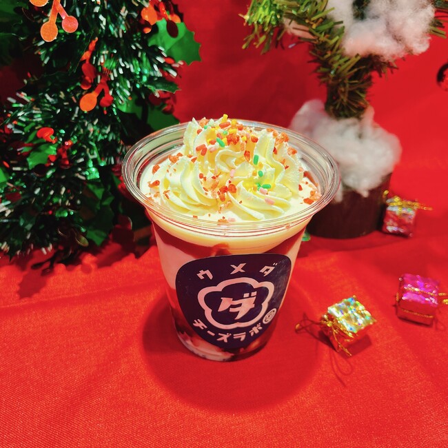 ★【大丸梅田店】冬でもやっぱりクセになる～！＜ウメダチーズラボ＞誕生５周年記念「飲めるチーズケーキ」がパフェになって登場！が11／22（水）より期間限定で販売。クリスマスバージョンで♪@大丸梅田店