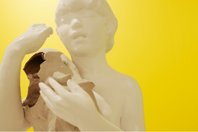 東京・銀座のギャラリー「ART FOR THOUGHT」（アートフォーソート）にて中西凜個展「eat sculpture」を開催