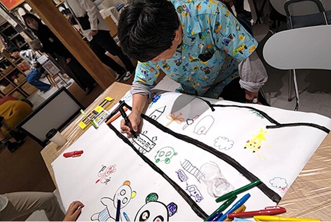 HAPPY PANDA FES ２０２３　パンダアートフェス“パンダを描こう！”　絵本作家たかいよしかず先生に学ぶお絵描きワークショップを開催　２０２３年１１月２６日（日）