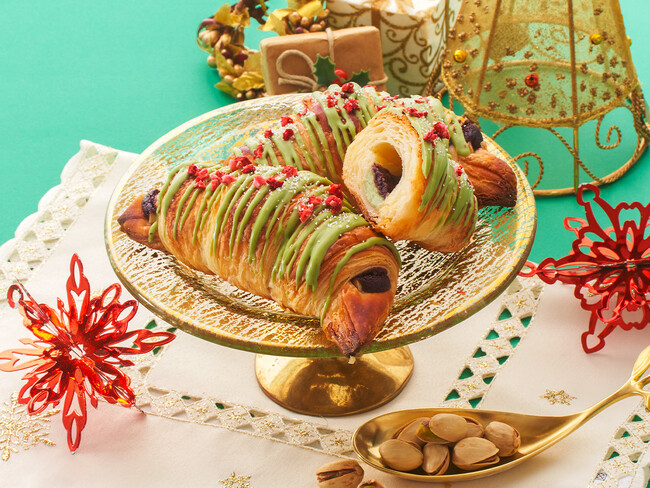 クリスマス期間限定メニュー第2弾！ピスタチオのプレミアムチョコクロとトナカイやクリスマスリースをイメージしたドリンク２種が12月1日（金）から期間限定発売！