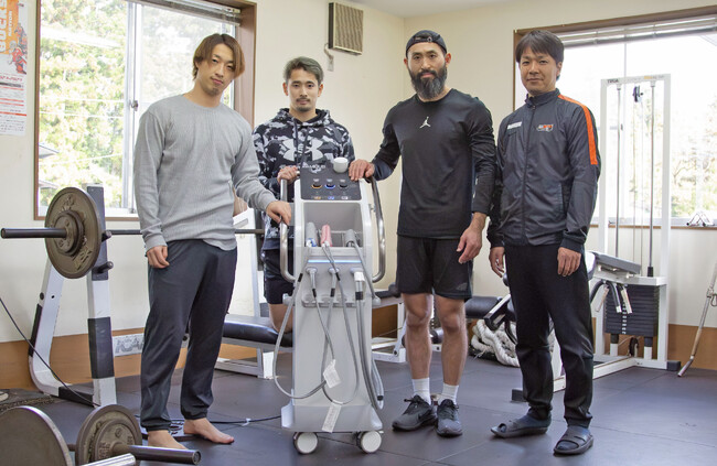 伊藤超短波、プロアイスホッケークラブ「栃木日光アイスバックス」とオフィシャルサプライヤー契約を締結