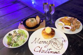 「カフェ&バー ヘミングウェイ横浜」クリスマスコース