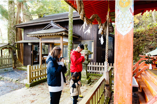 【年末年始】蘇りの地・熊野に泊まる2泊3日年越し貸切プランを大幅割引！熊野古道の1棟貸し宿＆コンテナホテル「SEN.RETREAT」