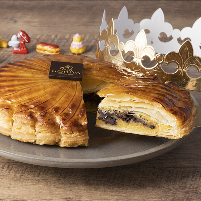 ゴディバのシェフによる、美味しさと楽しさが詰まった新年を祝うフランスの伝統菓子ゴディバ「ガレット デ ロワ」