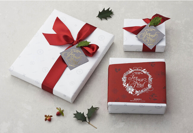 四季菓子の店 HIBIKA（ひびか）では、 12月1日（金）よりクリスマス限定ラッピングをご用意しております。