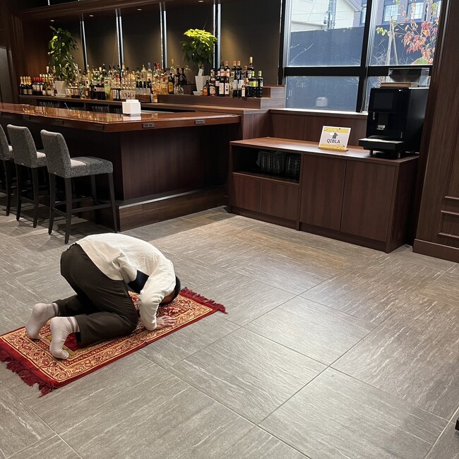 岐阜県高山市内3カ所目 hotel round TAKAYAMA, Ascend Hotel Collection(TM)にて11月20日（月）よりイスラム教徒向けの礼拝スペース提供開始