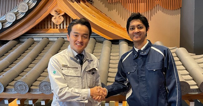 創業120年の老舗屋根工事店「坪井利三郎商店」と、特定技能インド人材の育成スポンサー契約及び人材紹介契約を締結