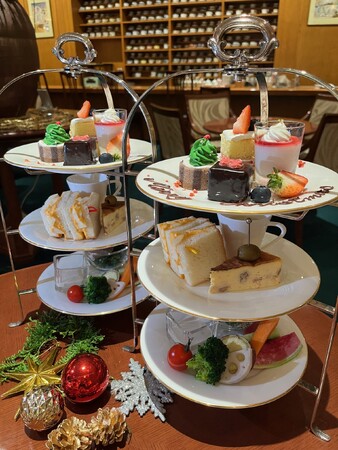 【仙台老舗ホシヤマ珈琲店アエル店】ホリデーシーズン限定❄プレミアムアフタヌーンセットHOSHIYAMA　HEARTY　CHRISTMAS