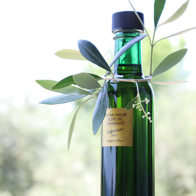 数量限定品　最高のオリーブオイルを目指す、6年目のテーマは「ハーモニー」 岡山県牛窓町自社農園産エキストラバージンうしまどスペリオル発売