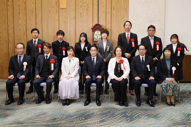 名桜大学と名護市の共同事業「名護市学習支援教室ぴゅあ」内閣府特命担当大臣表彰受賞