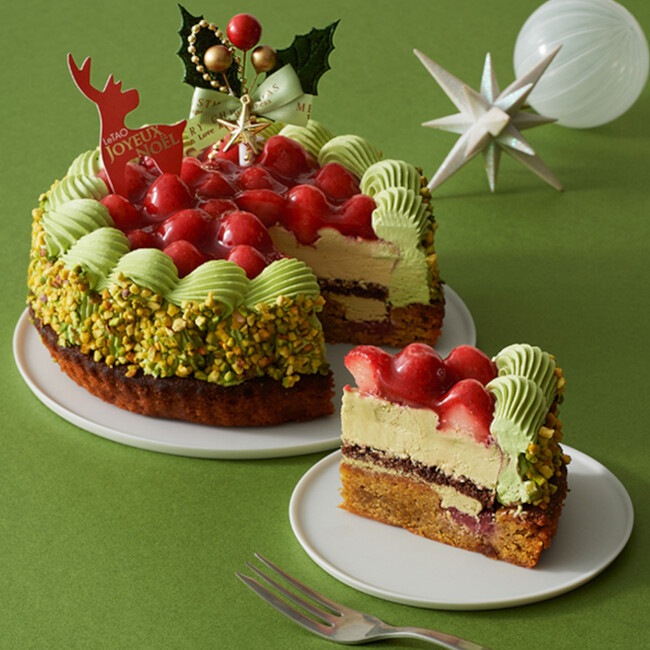 ルタオなのに、チーズケーキじゃない。苺とピスタチオの華やかなクリスマスケーキ