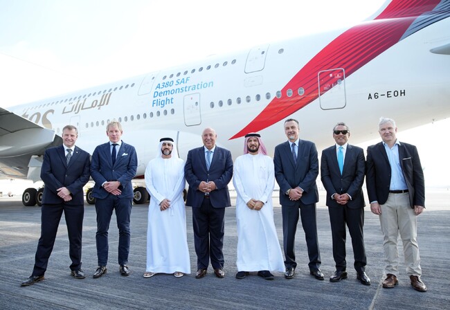 エミレーツ航空、航空会社として世界で初めて100%持続可能な航空燃料（SAF）でエアバスA380型機のデモンストレーション飛行を実施