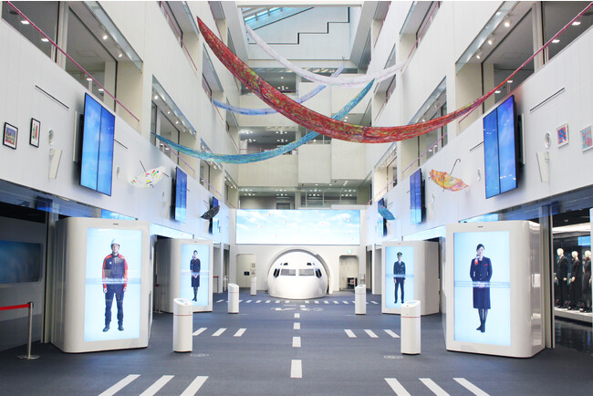 ヘラルボニー、障害者週間に合わせて12月1日よりJAL SKY MUSEUMを異彩作家のアートで装飾