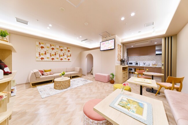 入院中の子どもに付き添うご家族の「心と身体の休息場所」　日本初の「ドナルド・マクドナルド・ファミリールーム」誕生　2023年12月8日（金）榊原記念病院内にオープン