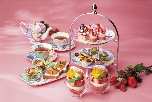 AFTERNOON TEA with “SIROCCO”「ストロベリー&チョコレート」／ ザ ロイヤルパークホテル アイコニック 東京汐留