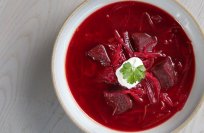 ＜子育て経験から開発＞ 料理をする時間のないママに贈る　身体に優しく手軽に栄養補給できるボルシチ　11月26日より期間限定先行販売開始