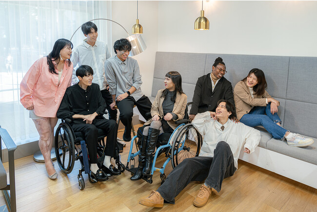 ファッション業界の常識「美の固定化」を覆す。世界的アワード受賞のファッションブランドSOLIT!が多様なモデル８名と初のランウェイに挑戦