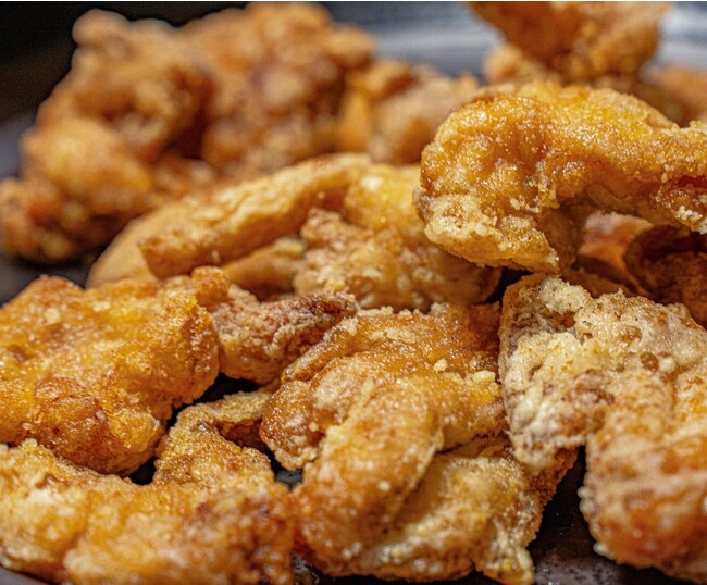 「コンビニ唐揚げ」も競合に 唐揚げ店の倒産急増、前年の7倍　「揚げたて」のメリット、割高感に勝てず　「原材料高」加わり淘汰加速