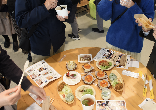 地産地消を盛り上げろ！　豊橋の飲食店・菓子店が農家と開発した新メニューを市民にお披露目
