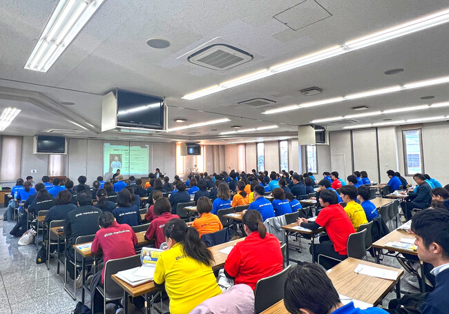 【世界人権デー】ジェンダー平等推進に向けた「性の多様性研修」を開催。人権週間の今、私たちが考えるー児童療育現場での取り組みについてー