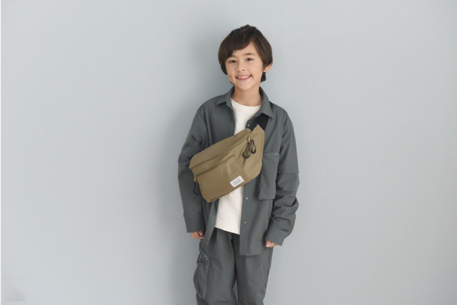 ゲーム機がすっぽり入る、kukka ja puuキッズボディバッグが新発売。放課後のお出かけや、年末年始の旅行・帰省にも！