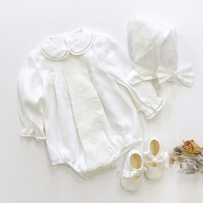 赤ちゃんの記念日に！ヨーロッパテイストあふれる上品なベビー服！