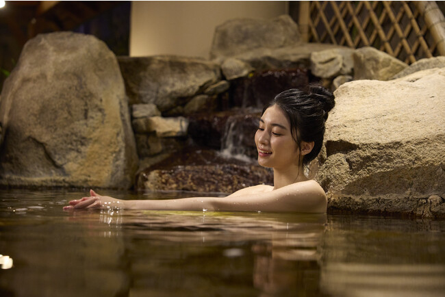 東京ドーム天然温泉 Spa LaQua（スパ ラクーア）『スパ ラクーア　リトリート ～都心で過ごすあたたかい冬～』開催　温泉・ヨガ・エステを通じてリトリート体験を楽しめる