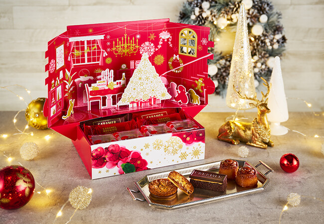遊び心のある仕掛け箱にCARAMERのスイーツを詰合せた「CARAMERクリスマスギフト」店頭販売開始