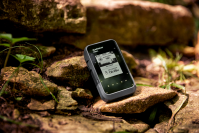 シンプル操作のハンディGPSがソーラー充電で無制限のバッテリー寿命にパワーアップ　Garmin 『eTrex Solar』を12月21日(木)に発売