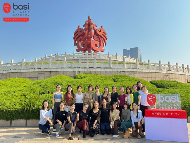 ウェルビーイング創造のリーディングカンパニーZEN PLACE | 中国市場におけるBASIピラティス事業の拡大に向けた新規ホスト契約締結のお知らせ 2023年11月27日（月）契約締結
