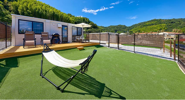 山口県 「せとうちアイランドステイズ周防大島」ヒルトップドッグオーシャンスイート販売開始!