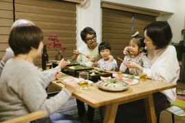 家族団らん 家族団らん