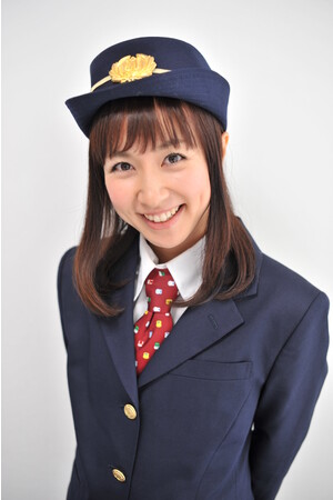 はとバス75周年　特別企画　ママ鉄 『豊岡 真澄さん』の制服三変化！「京王資料館」特別見学と「ロマンスカーミュージアム」